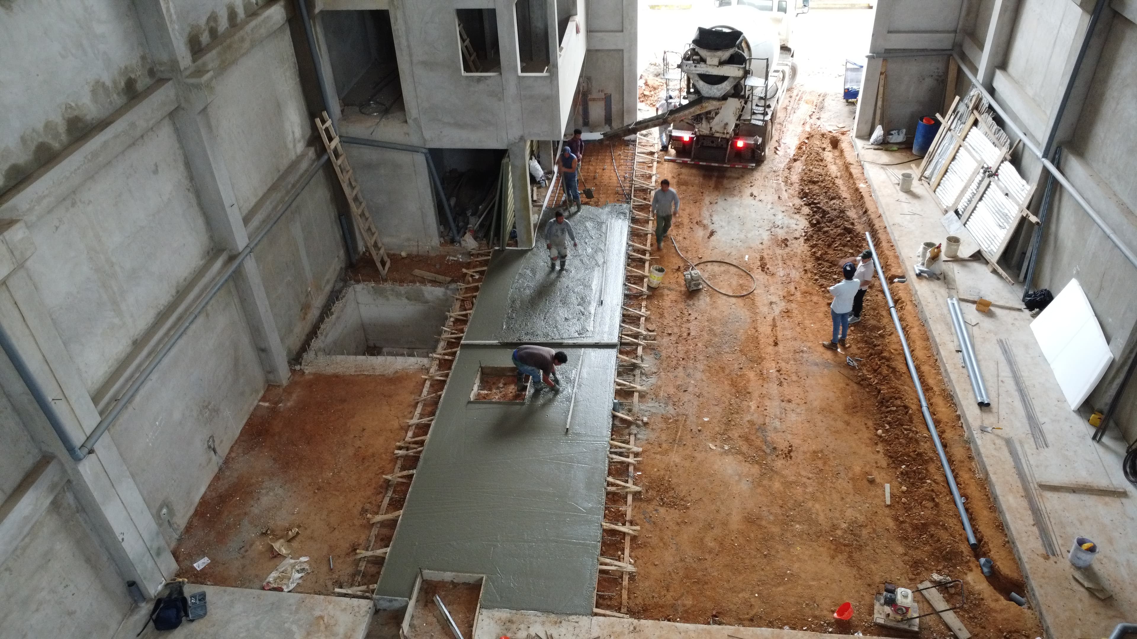 Almacén Águilas del Oriente — imagen 5
